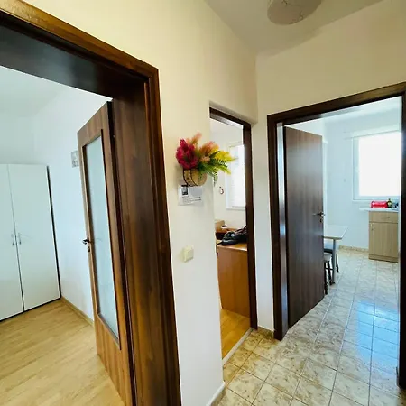 широк център варна15 минути до центъра * Варна