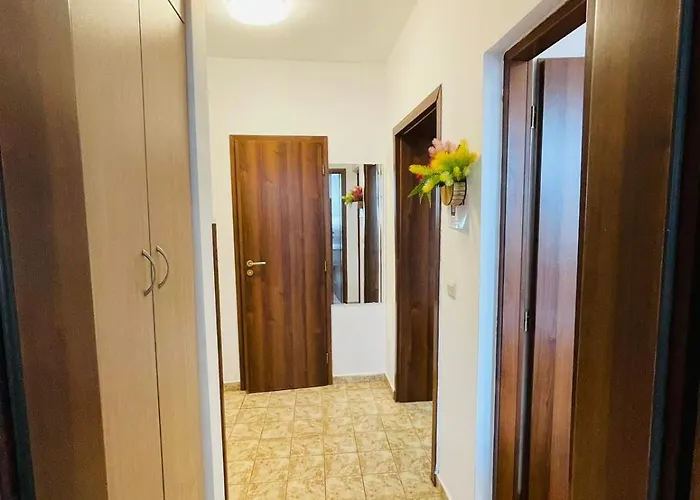 Апартаменты широк център варна15 минути до центъра